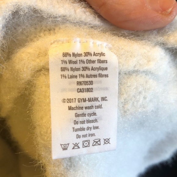 Adorable like new fuzzy winter white star dress - Picture 9 of 9